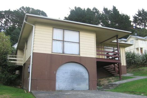 Photo of property in 15 Percy Dyett Drive, Karori, Wellington, 6012