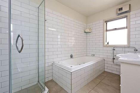 Photo of property in Cheltenham Court, 604 Market Street South, Hastings, 4122