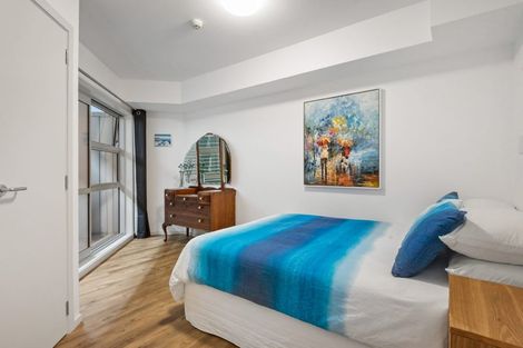 Photo of property in 4/270 Onewa Road, Birkenhead, Auckland, 0626