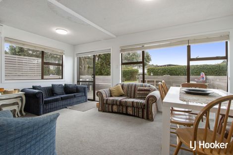 Photo of property in 13 Hinemoa Road, Waihi Beach, 3611