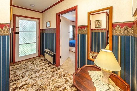 Photo of property in 4 West Way, Durie Hill, Whanganui, 4500