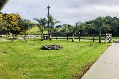 Photo of property in 11 Stack Road, Port Waikato, Tuakau, 2695