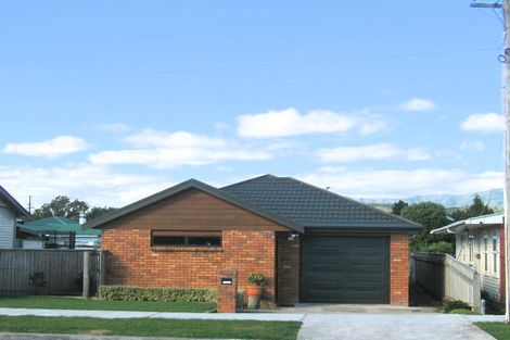 Photo of property in 30 Exchange Street, Ebdentown, Upper Hutt, 5018