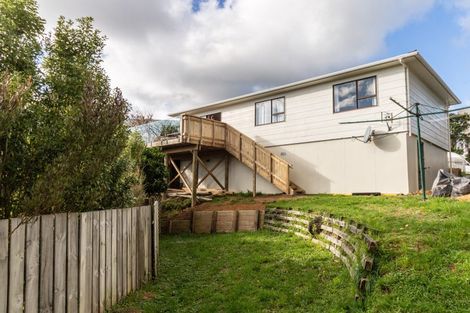 Photo of property in 18 Tobago Crescent, Grenada North, Wellington, 5028