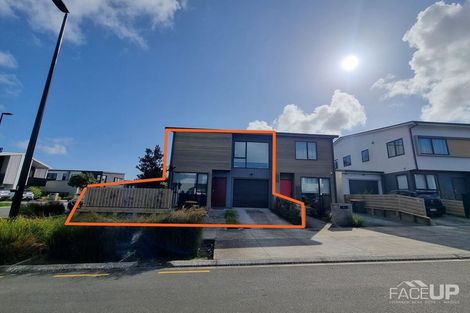 Photo of property in 2 Wai Place, Westgate, Auckland, 0614