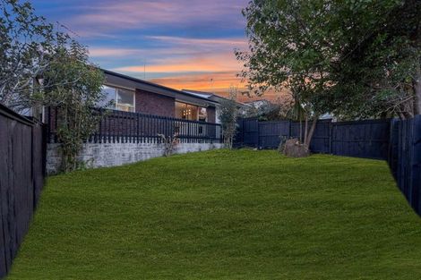 Photo of property in 2/4173a Great North Road, Glen Eden, Auckland, 0602