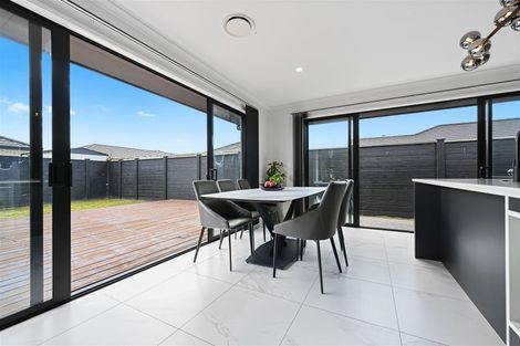 Photo of property in 5 Kowaro Street, Rototuna North, Hamilton, 3210