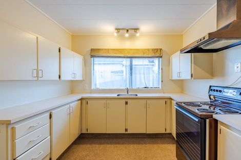 Photo of property in 11a Royal Crescent, Saint Kilda, Dunedin, 9012