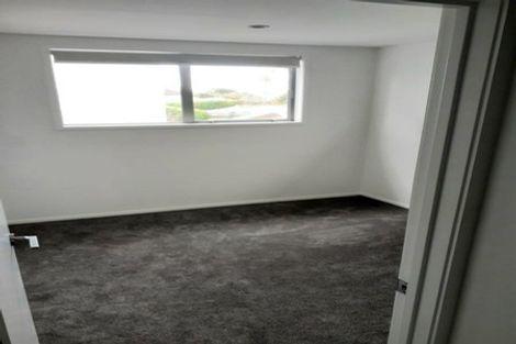 Photo of property in 3/7 Flanshaw Road, Te Atatu South, Auckland, 0610