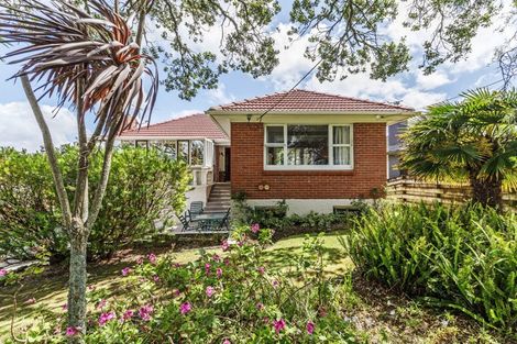 Photo of property in 54 Lyttelton Avenue, Forrest Hill, Auckland, 0620