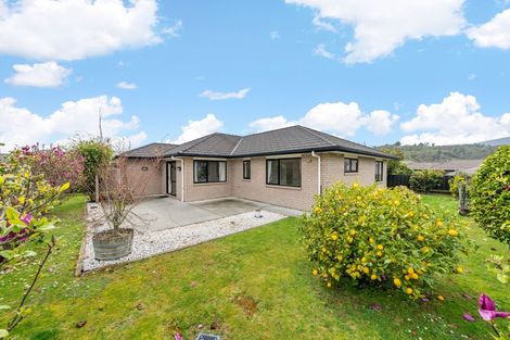 Photo of property in 48 Sunstone Crescent, Brown Owl, Upper Hutt, 5018