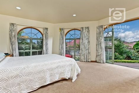 Photo of property in 25 Taroka Close, Pinehill, Auckland, 0632