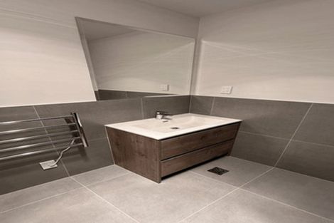 Photo of property in 24 Ramwall Place, Weymouth, Auckland, 2103