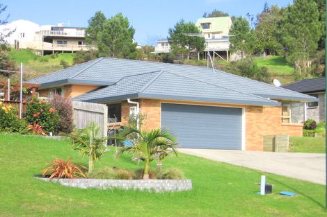 Photo of property in 91 Roberta Crescent, Orewa, 0931