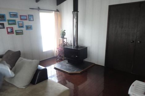 Photo of property in 9 Hiwihau Place, Glenfield, Auckland, 0629