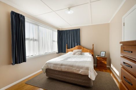 Photo of property in 19 Jillett Street, Titahi Bay, Porirua, 5022
