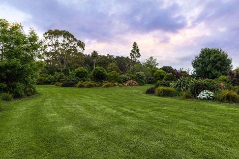 Photo of property in 1079 Kahikatea Flat Road, Waitoki, Kaukapakapa, 0871