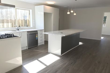 Photo of property in 3 Taatahi Street, Weymouth, Auckland, 2103