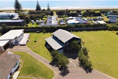 Photo of property in 6 Rangihaerepo Key, Waiotahe, Opotiki, 3198