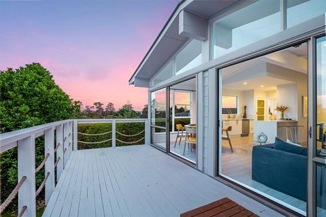 Photo of property in 30 Fitzwater Place, Henderson, Auckland, 0612