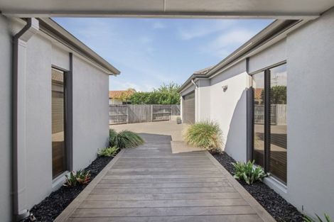 Photo of property in 20 Ohope Place, Papamoa Beach, Papamoa, 3118