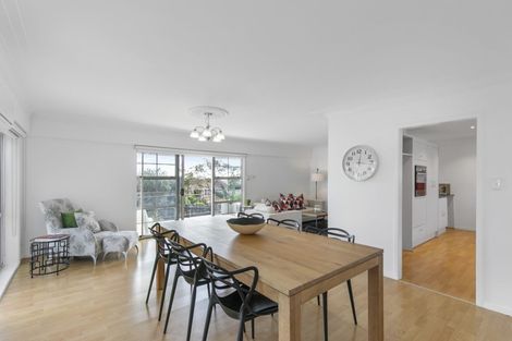 Photo of property in 2/11 Felton Mathew Avenue, St Johns, Auckland, 1072