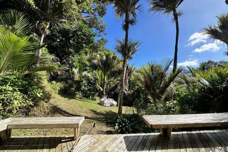 Photo of property in 12 Sylvan Glade, Piha, 0772