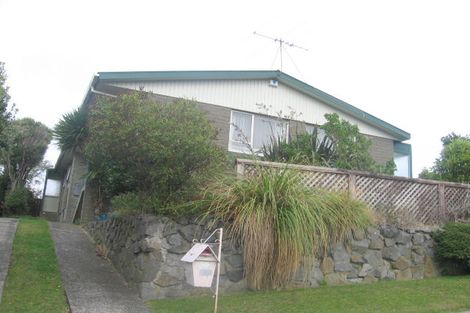 Photo of property in 18b Reese Jones Grove, Maungaraki, Lower Hutt, 5010