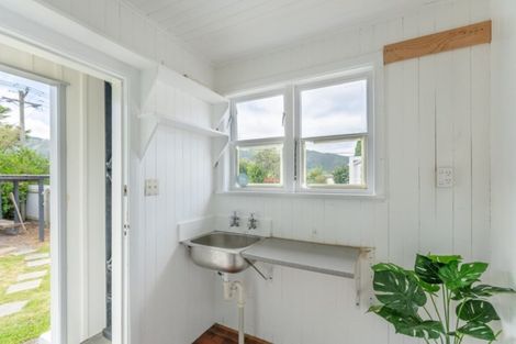 Photo of property in 62 Chapman Crescent, Naenae, Lower Hutt, 5011