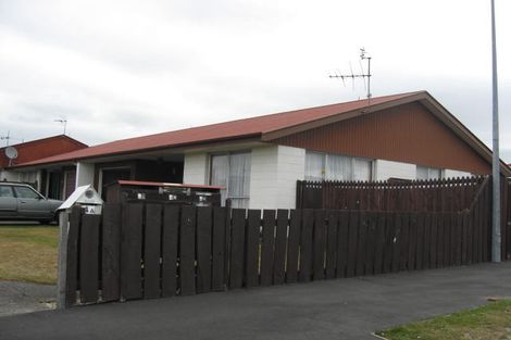Photo of property in 4c Owens Terrace, Upper Riccarton, Christchurch, 8041