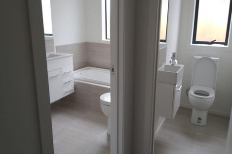 Photo of property in 33 Cabourne Drive, Glenview, Hamilton, 3206