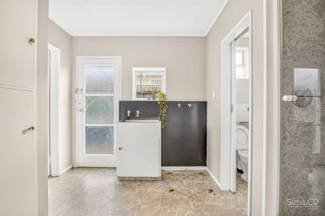 Photo of property in 18 Exeter Crescent, Springvale, Whanganui, 4501