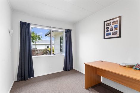 Photo of property in 35 Otupai Street, Two Mile Bay, Taupo, 3330