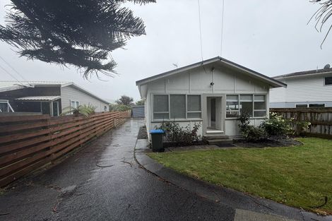 Photo of property in 27 Paremata Crescent, Paremata, Porirua, 5024