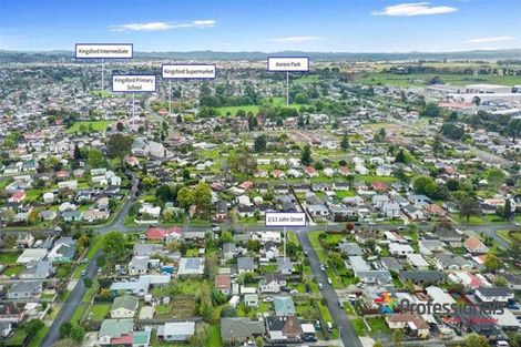 Photo of property in 2/13 John Street, Mangere East, Auckland, 2024