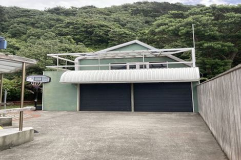 Photo of property in 133a Breaker Bay Road, Breaker Bay, Wellington, 6022