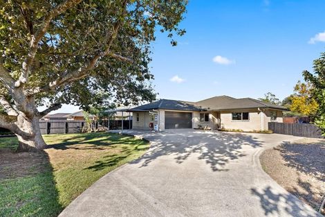 Photo of property in 41 Chic Gardens, Parakai, 0830