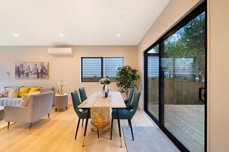 Photo of property in 141b Seabrook Avenue, New Lynn, Auckland, 0600