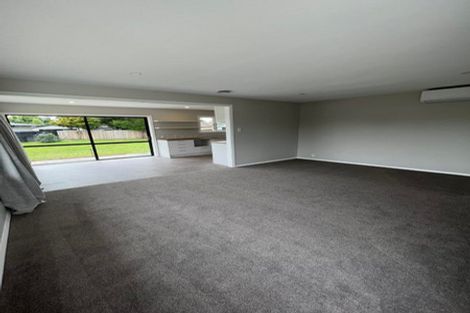 Photo of property in 17 Erin Crescent, Mairehau, Christchurch, 8013