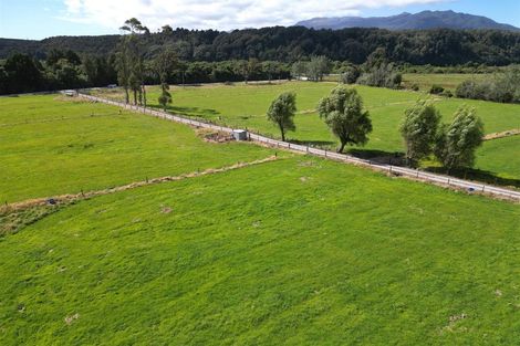 Photo of property in 184 Golf Links Road, Kaiata, Greymouth, 7805