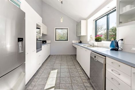 Photo of property in 11 Cricklewood Place, Avonhead, Christchurch, 8042