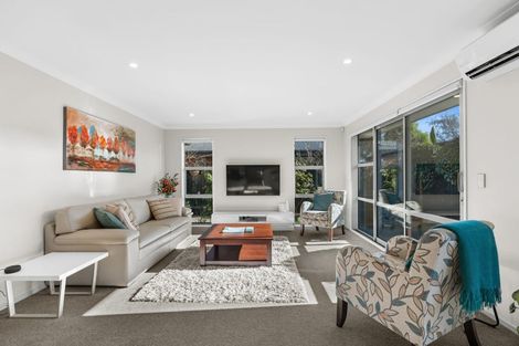 Photo of property in 3/502 Harewood Road, Harewood, Christchurch, 8051