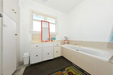 Photo of property in 40 Colombo Street, Cashmere, Christchurch, 8022