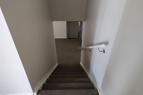 Photo of property in 9 Ryehill Close, New Lynn, Auckland, 0600