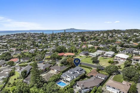 Photo of property in 17 Mayfair Crescent, Mairangi Bay, Auckland, 0630