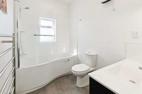 Photo of property in 36 Charlotte Avenue, Brooklyn, Wellington, 6021
