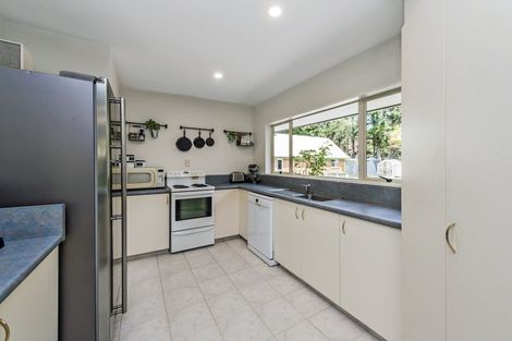 Photo of property in 16/18 Queen Street, Coalgate, 7673