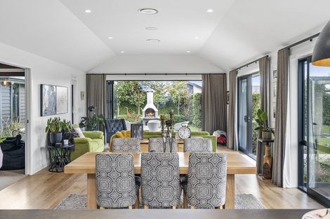 Photo of property in 119 Saint Kilda Road, Cambridge, 3434