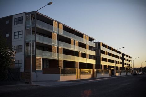 Photo of property in 207/7 Humber Street, Pandora, Napier, 4110