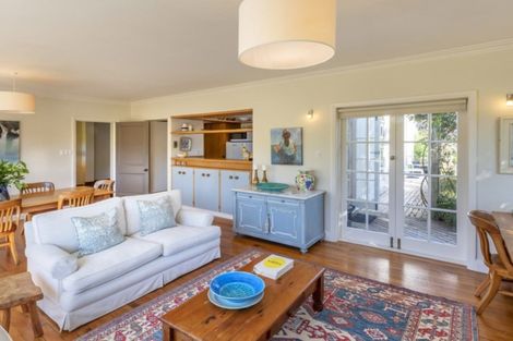 Photo of property in 121 Wilton Road, Wilton, Wellington, 6012